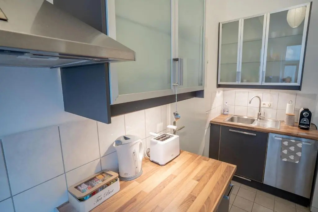 Cozy Modern Nest in the Heart of Vienna with Netflix