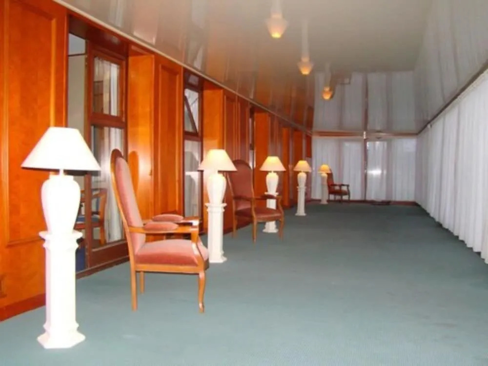 Logis Hôtel & Restaurant - Le Château Des Tourelles 3 étoiles