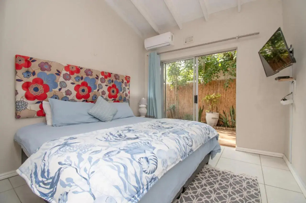 No 20 On the Beach Guesthouse