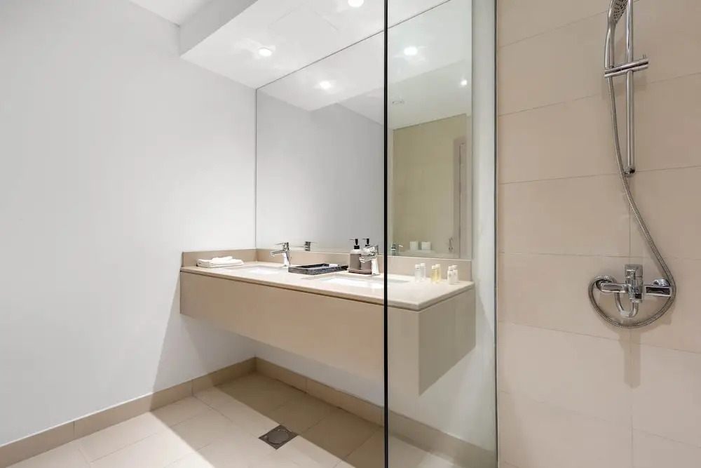 Silkhaus Lavish 3BR Maid Yas Island