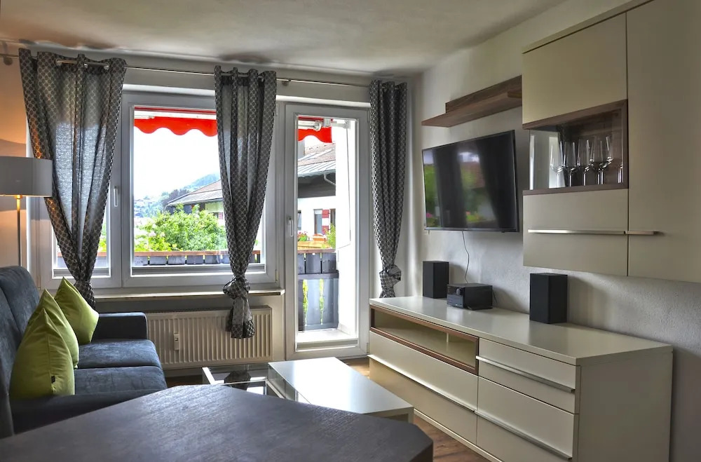 Blue Sky Apartment