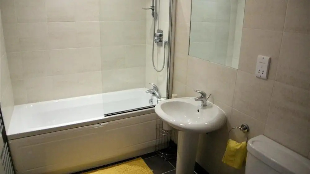 Victoria Street 37, Flat 1