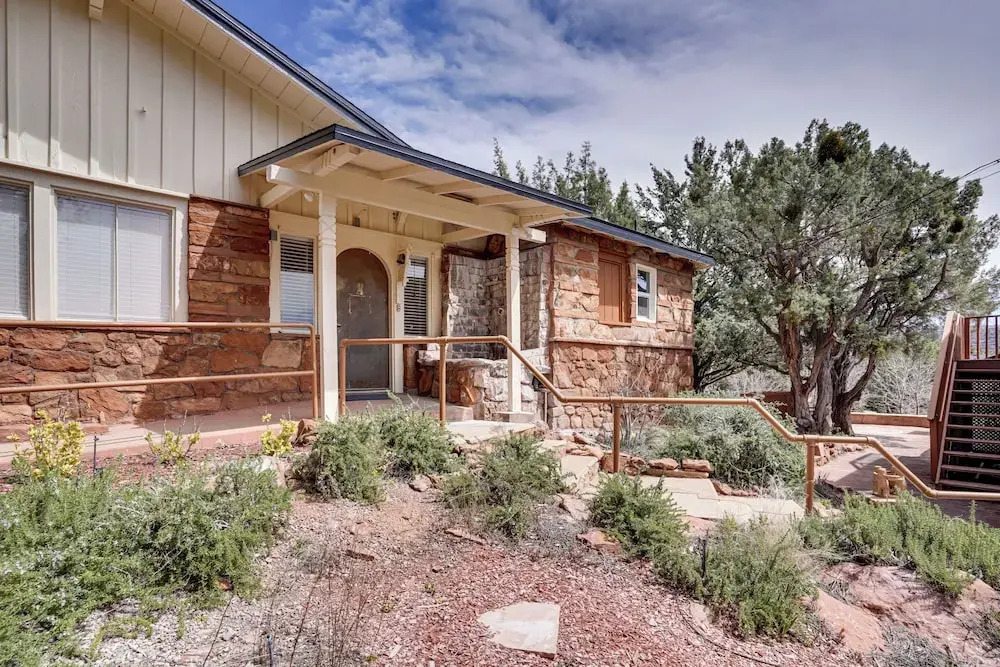 Meditation Garden & Patio: Serene Sedona Gem