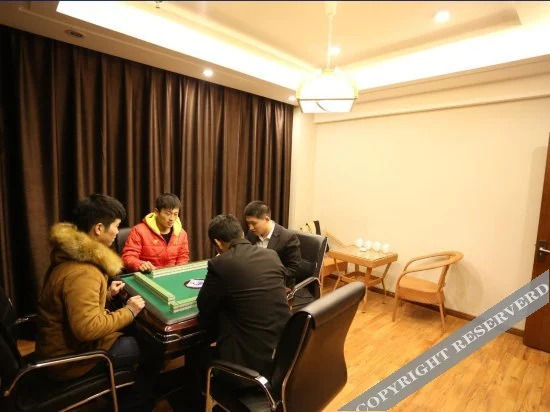 Xin Gang Fashion Hotel