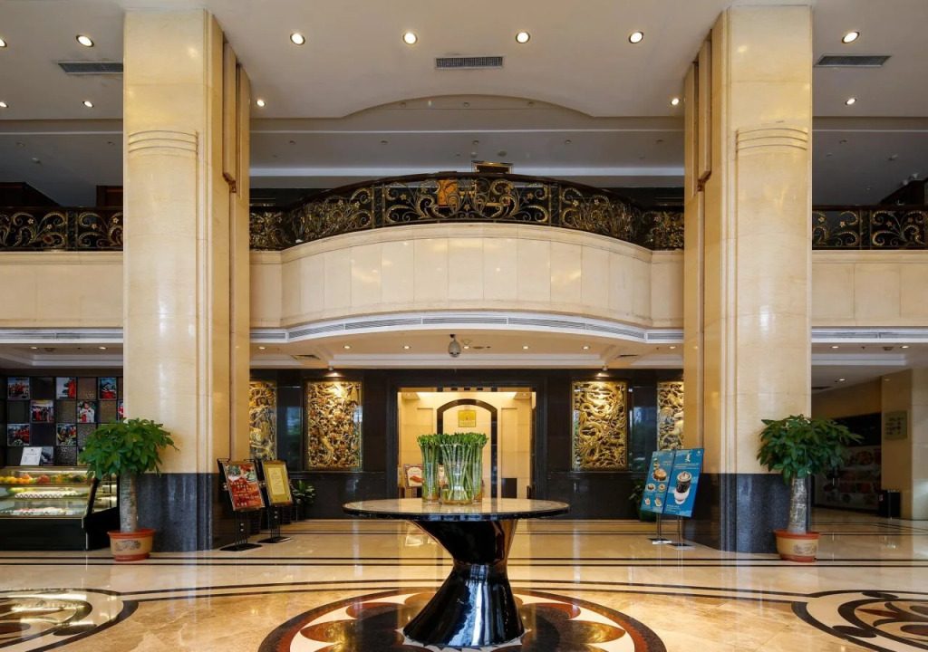 Yutong Hotel