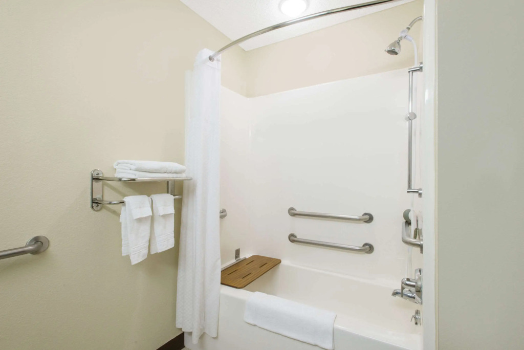 Microtel Inn & Suites by Wyndham