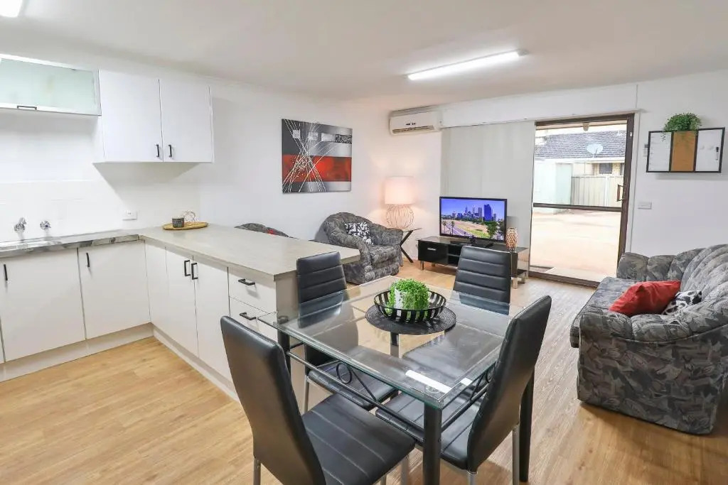 Allure Apartments - Central