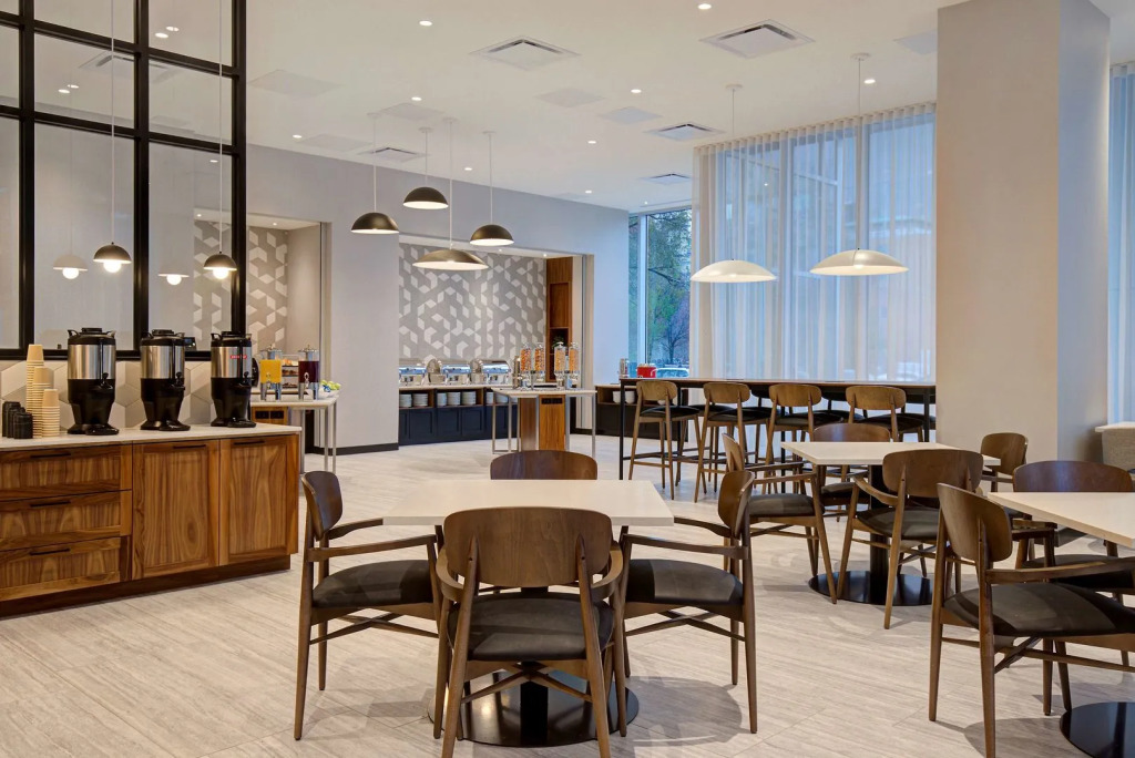 Homewood Suites By Hilton Montreal Downtown