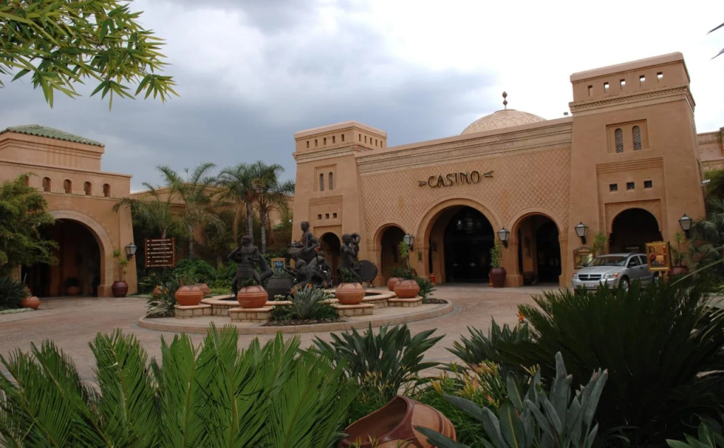 Meropa Casino and Entertainment World