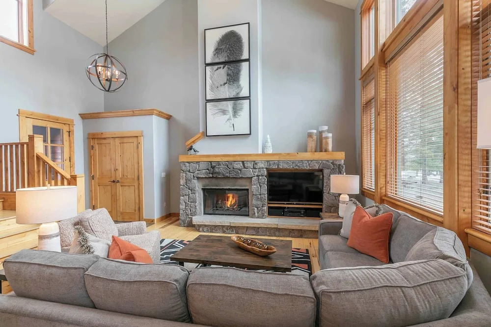 The Cottages, Summer Escape - Golf, Pool & Family Fun - 2-Bedroom