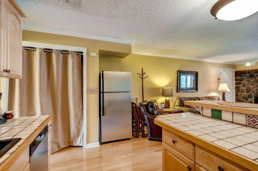Key Condo 2956