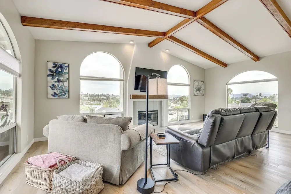 San Marcos Getaway w/ Deck & Lake Views!
