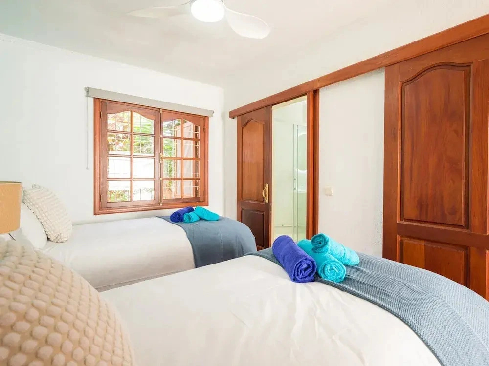 Chalet in Maspalomas with Heated Pool