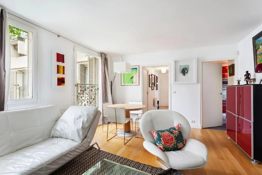 GuestReady - Spacious apartment in the heart of the Marais