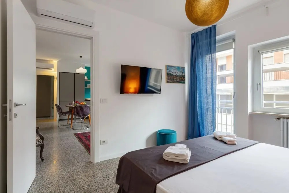 GuestHost - Inner City Apartments
