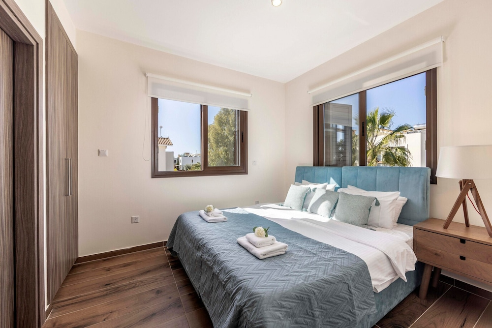 Ayia Napa Seafront Ionion Villa H5