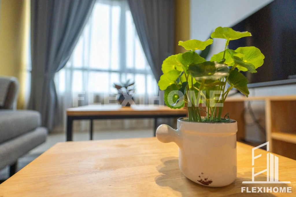 10am-6pm, SAME DAY CHECK IN AND CHECK OUT, Work from Home, Comfy & Quiet Tamarind Suites-Cyberjaya by Flexihome-MY