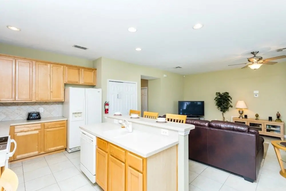 5BR Pool Home in Watersong by SHV-190