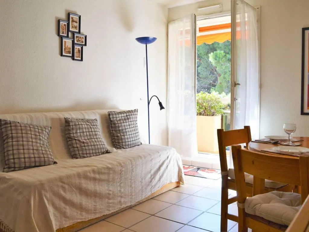 Appartement Bormes-les-Mimosas, 2 pièces, 4 personnes - FR-1-251-406