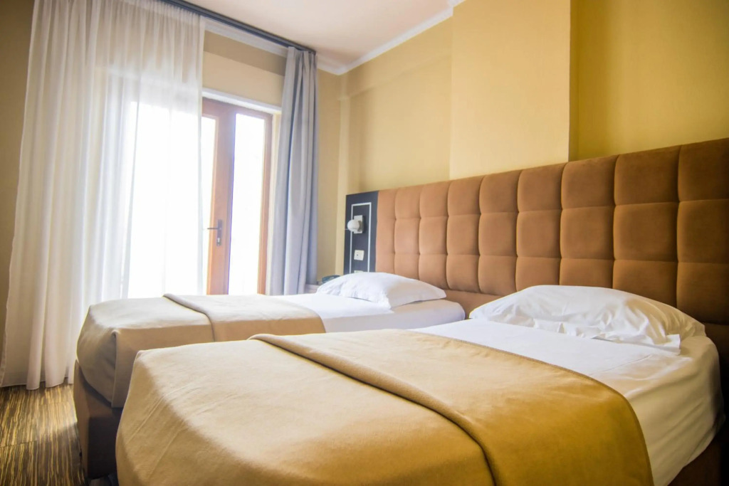 Hotel Nais Beach
