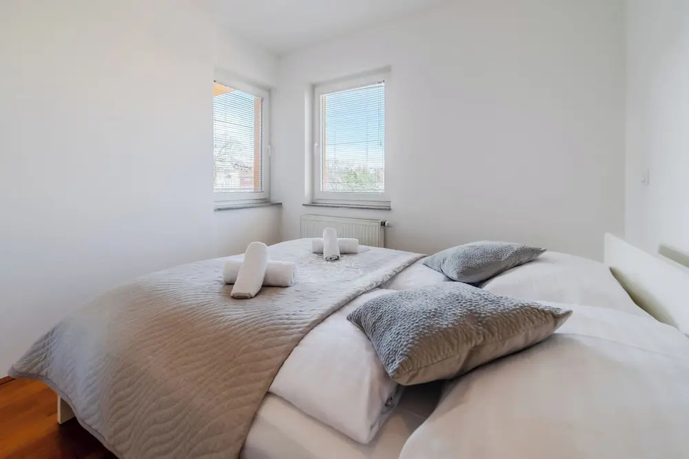 Cherry City Stay Apartment With Parking