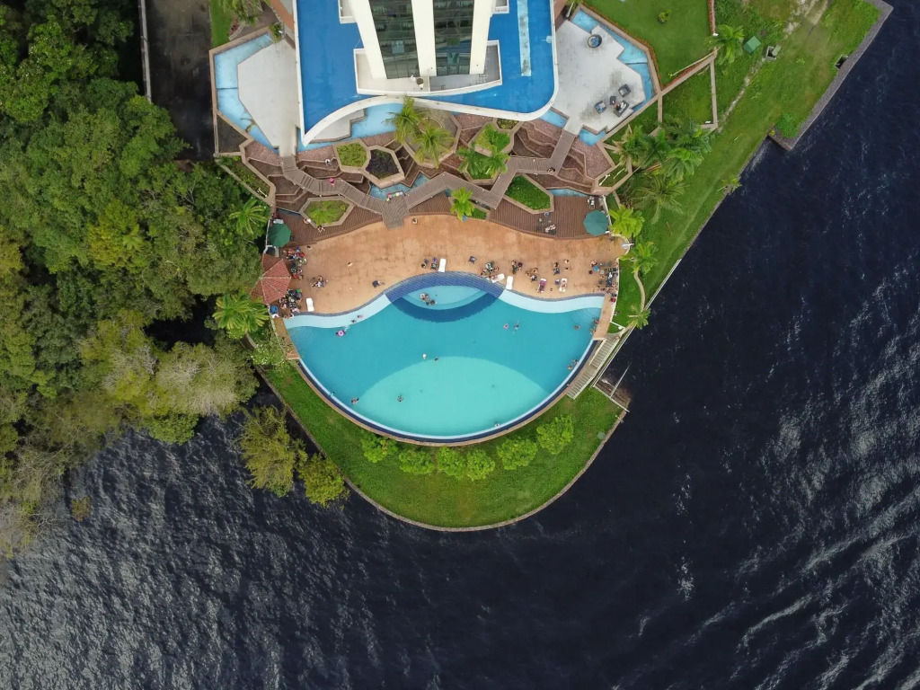 Tropical Executive Hotel