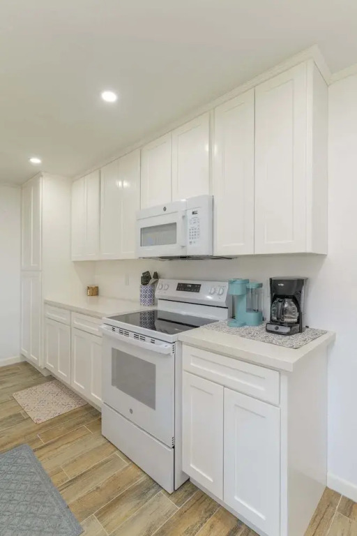 Tiki 136 - Spacious 1br Condo Sleeps 6 Near Beach 1 Bedroom Condo
