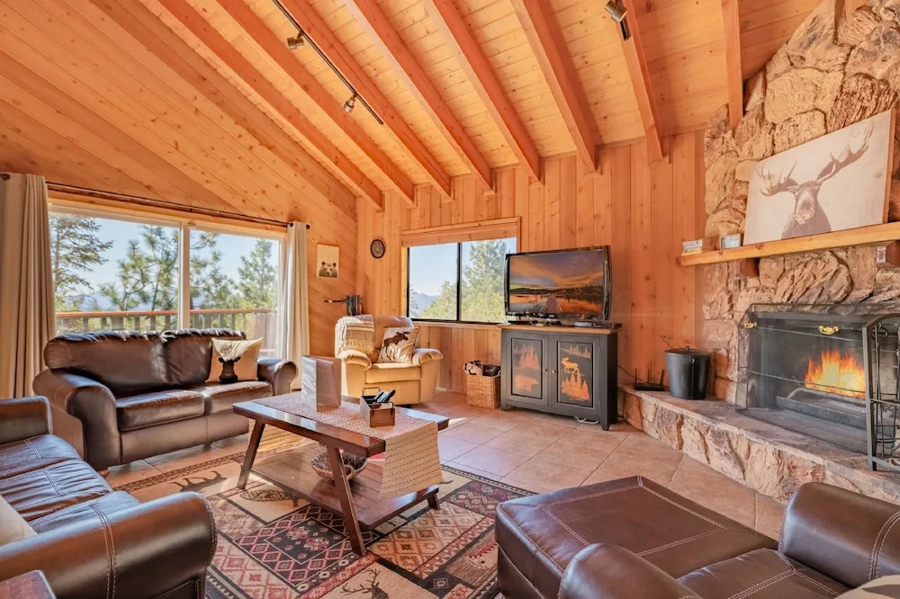 Wolf View Lodge