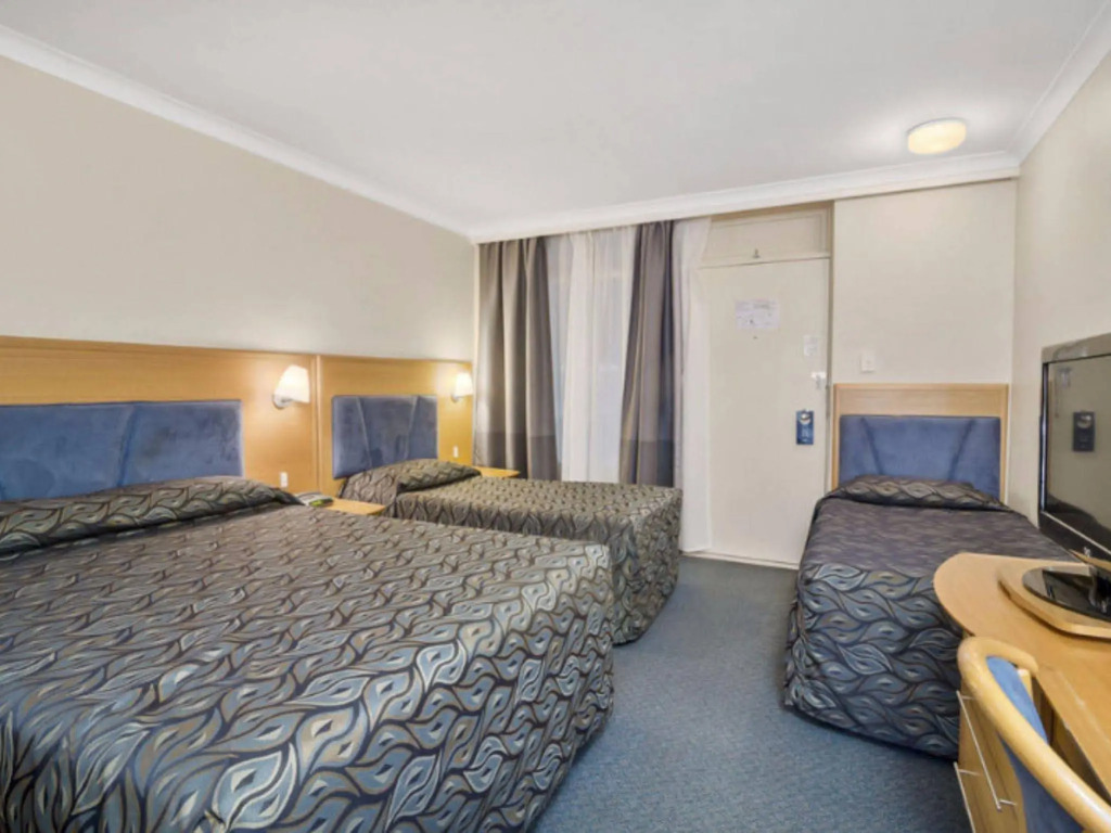 Park Motor Inn