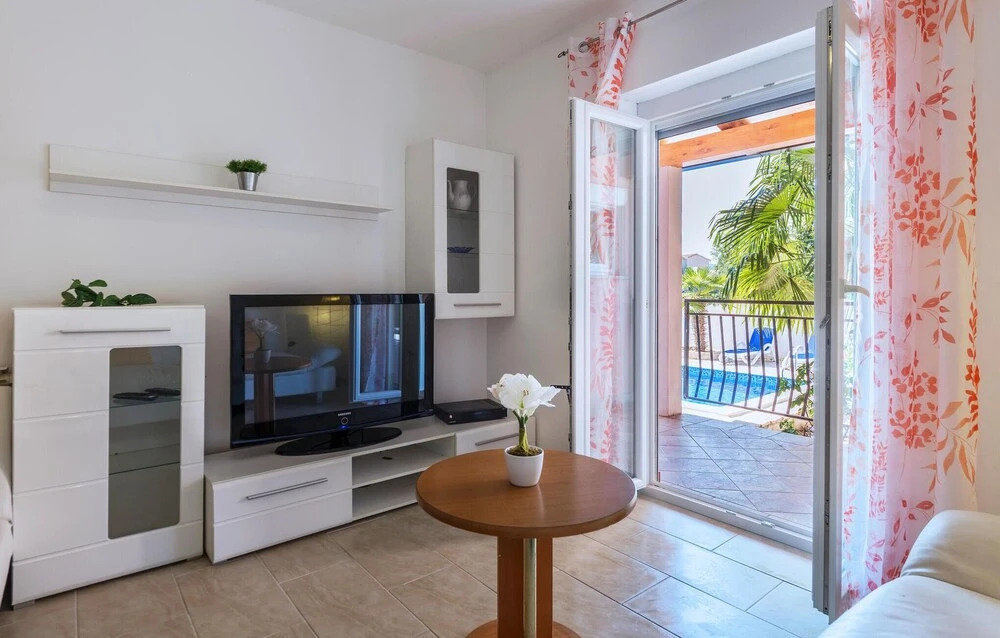 Stunning Home in Labin With Wifi and 5 Bedrooms