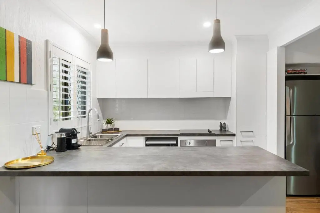 Apartment 1, 11 Munna Crescent