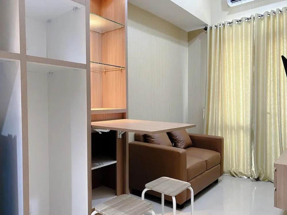 Minimalist And Enjoy Living 1Br Vasanta Innopark Apartment