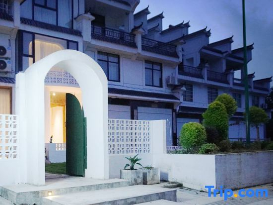 Jianglang Mountain Chunshan Qiushe Homestay