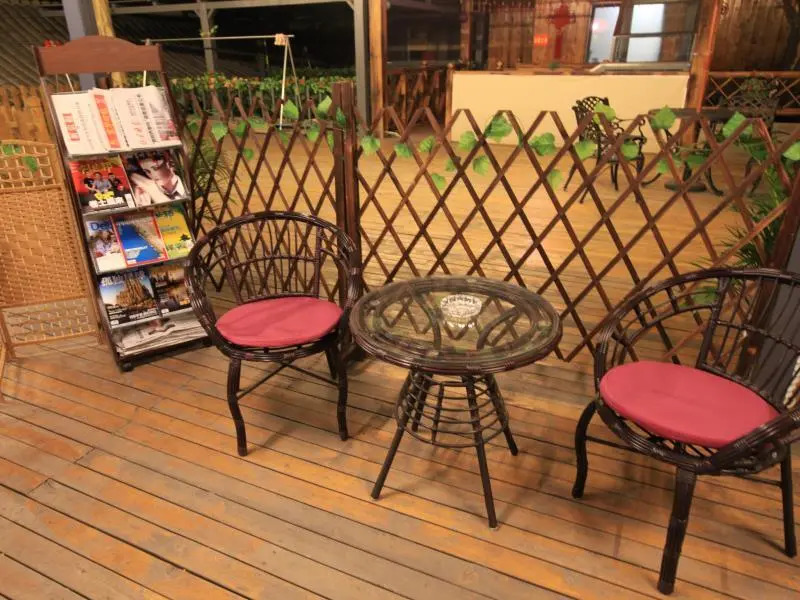 Zhantan Courtyard Hotel