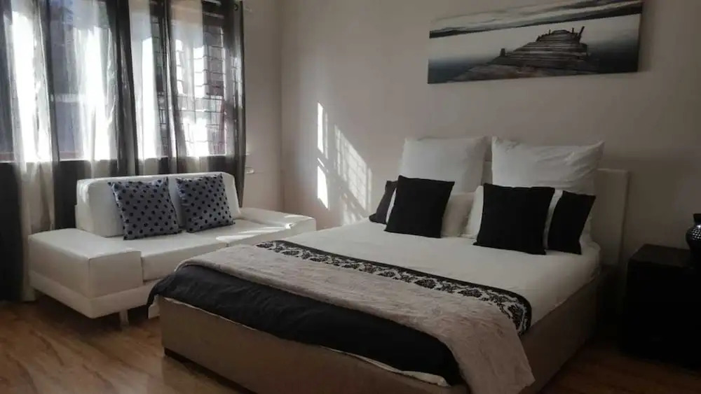 Holiday Home Near Beach