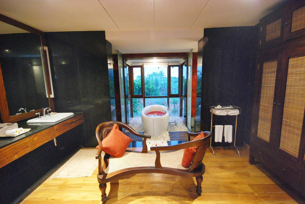 Taj Ganga Kutir Resort & Spa, Raichak