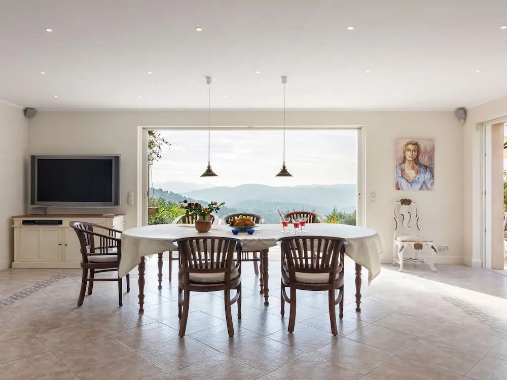 South French Air-conditioned Villa With Heated Pool and Panoramic Views