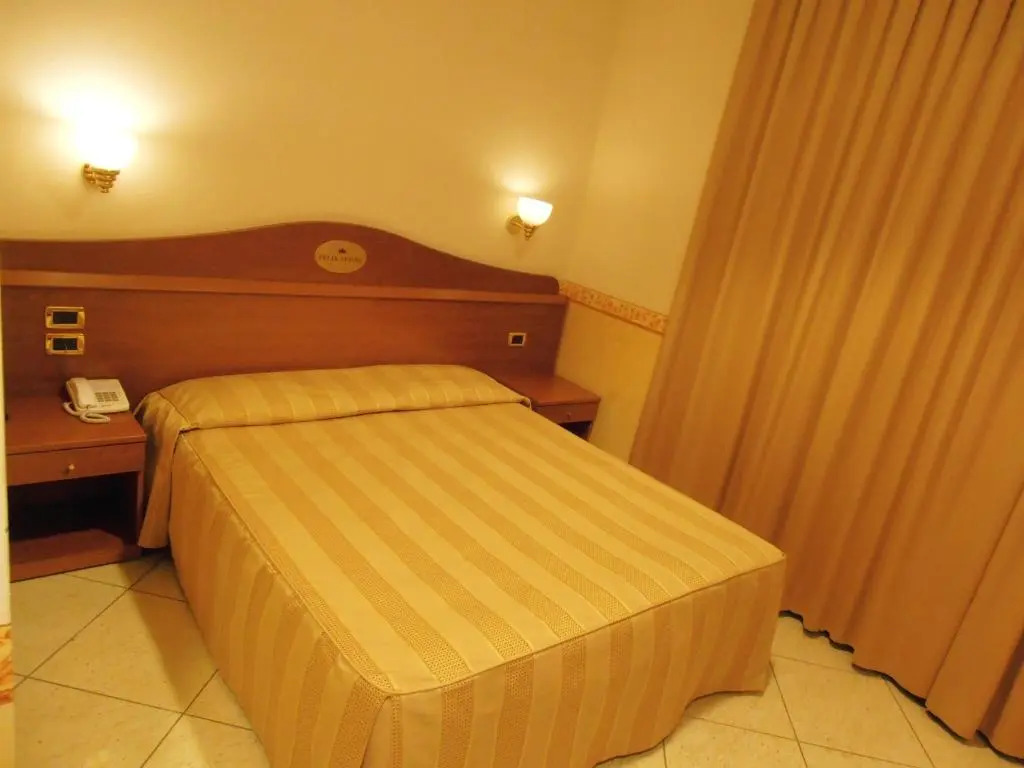 Felix Hotel & Residence