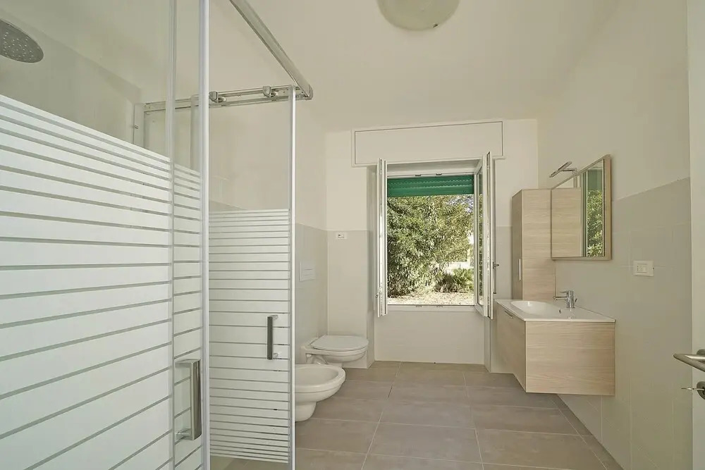 Brand New 1 in Gardone Riviera
