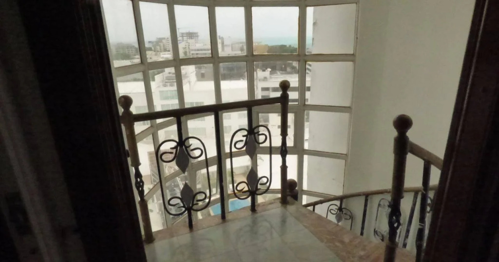 Kristhal Plaza 801 Penthouse