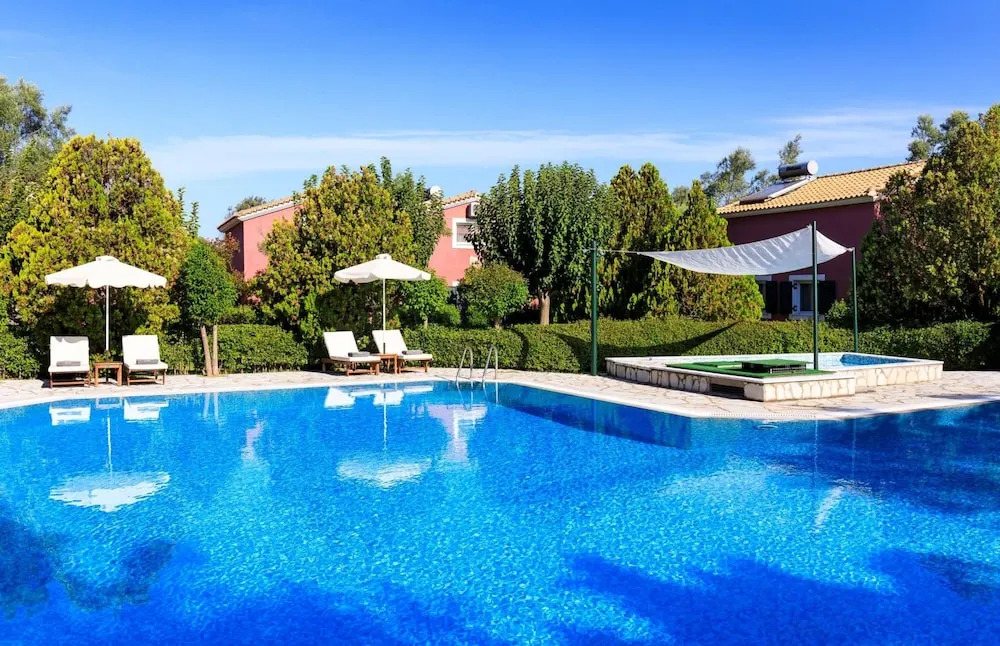 Mousses Villas - Erato - Detached Two-bedroom Villa With Access to Childcare Facilities