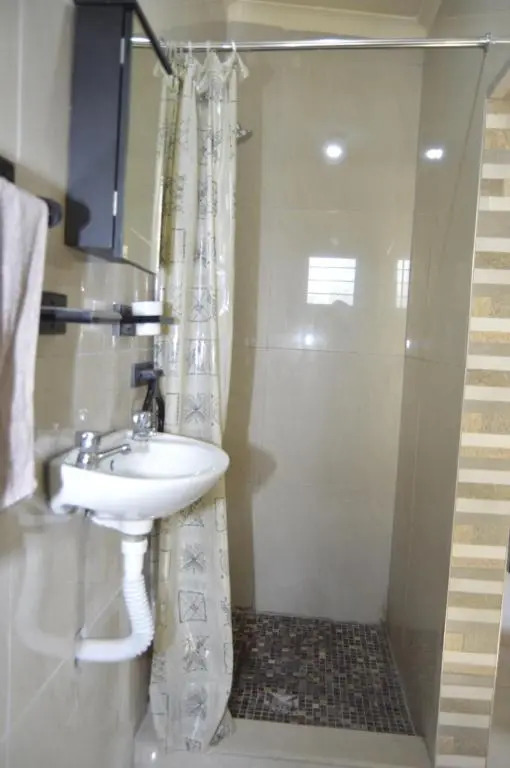 Bluff Marine Drive Self Catering Cottage B