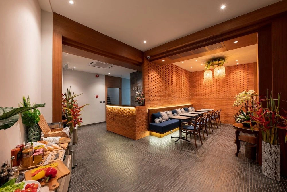 Salee Boutique Hotel