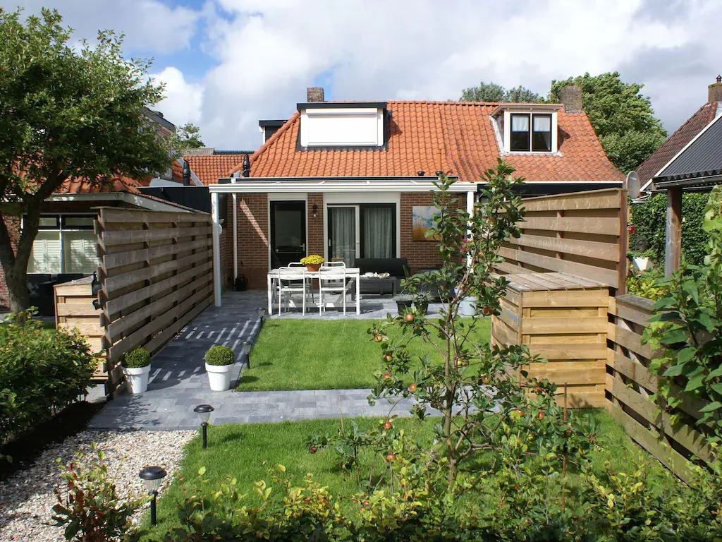 Fantastic luxury vacation home and next to the Wadden Sea