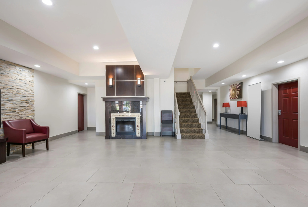 Red Roof Inn PLUS & Suites Birmingham - Bessemer