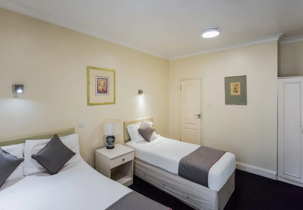 Grantly Hotel