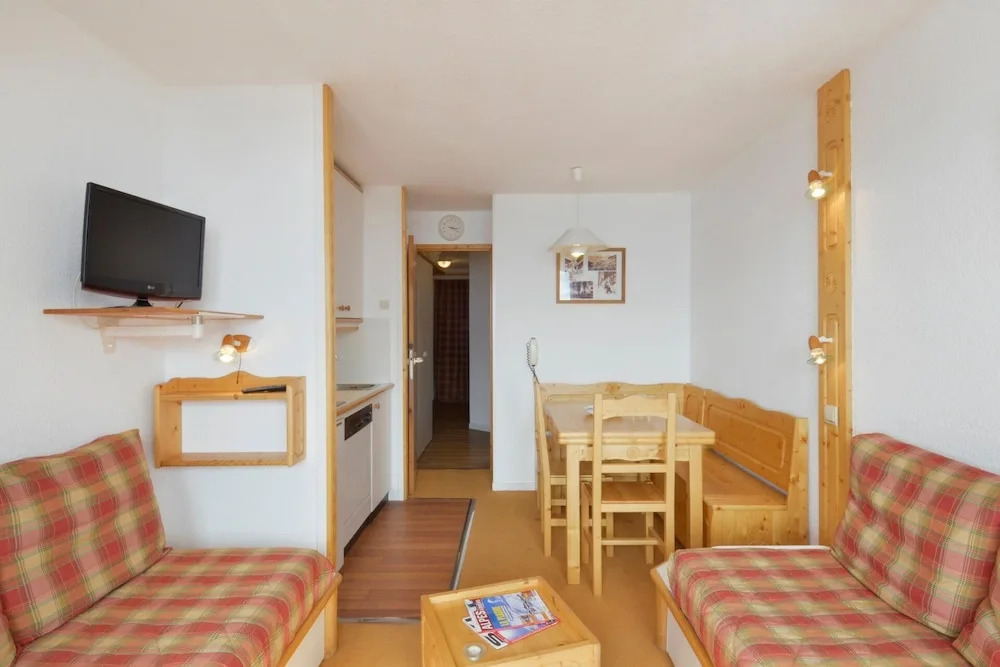 Belle Plagne Two-room Apartment on Slopes for 5 People of 27mâ² Th422