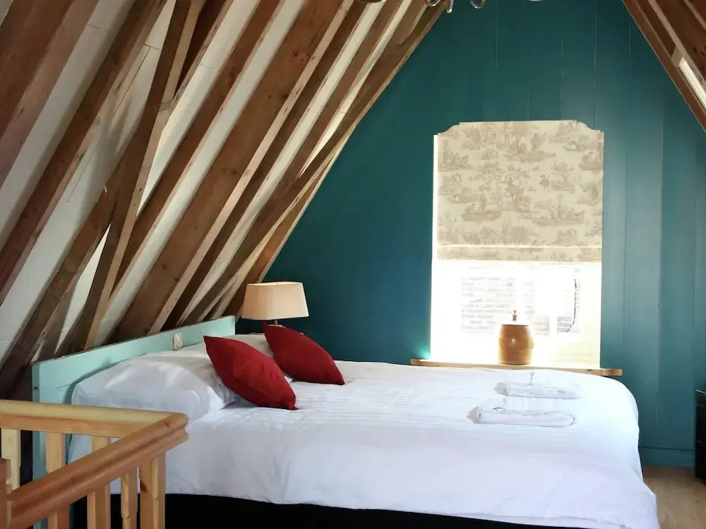 Luxury VOC Stay w Views