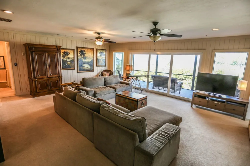 289 Driftwood Lane