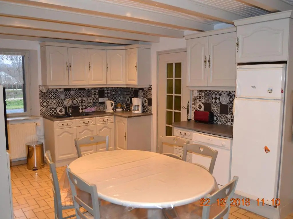 Gîte spacieux avec terrasse, 3 chambres, équipements bébé, à 16 km de Gérardmer - FR-1-589-23